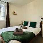 度假居 Scotch Terrace - 3 Bedrooms - Sleeps 6