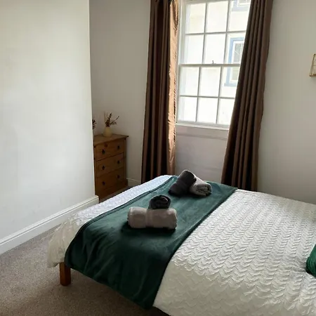 Tatil Evi Scotch Terrace - 3 Bedrooms - Sleeps 6