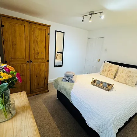 Scotch Terrace - 3 Bedrooms - Sleeps 6